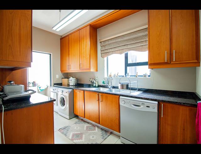 3 BEDROOM HOUSE FOR SALE IN ST ANDREWS